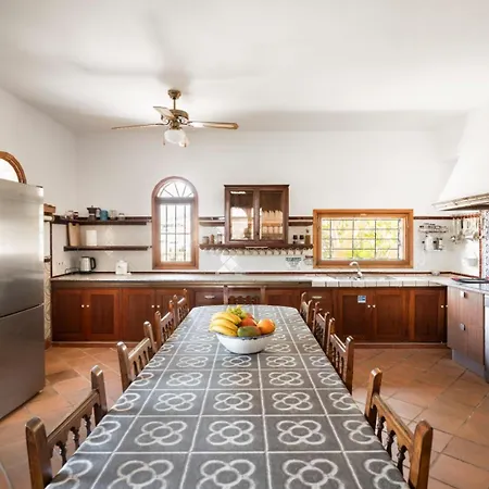 Villa Breathtaking Velez Viewpoint - 15 Min