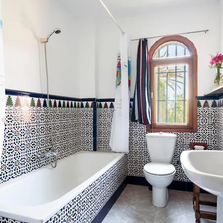 Breathtaking Velez Viewpoint - 15 Min Villa Velez de Benaudalla